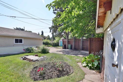 5615 51 Avenue, Camrose, AB 