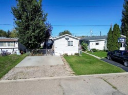 150 Devilder Avenue Trochu, AB T0M 2C0