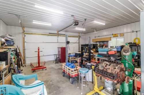 150 Devilder Avenue, Trochu, AB 