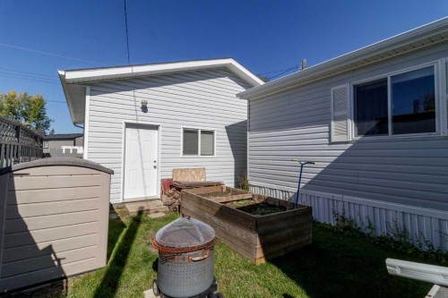 150 Devilder Avenue, Trochu, AB 