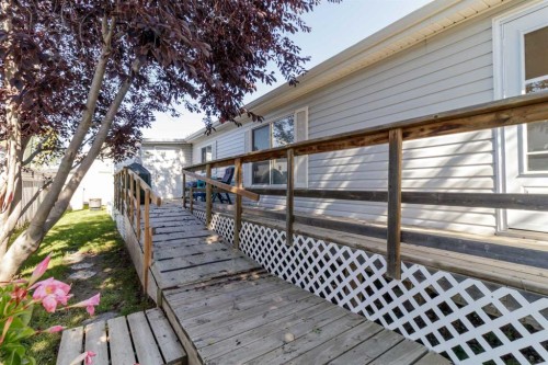 150 Devilder Avenue, Trochu, AB 