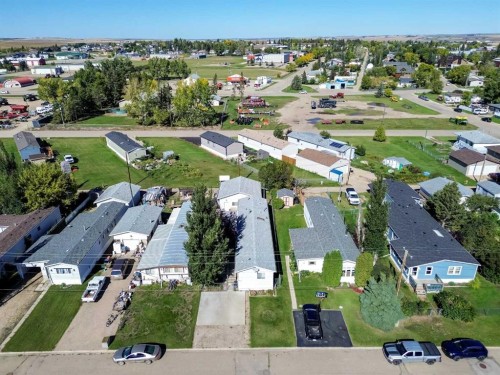150 Devilder Avenue, Trochu, AB 