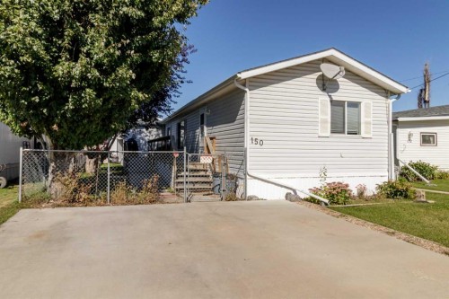150 Devilder Avenue, Trochu, AB 