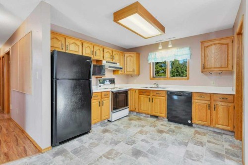 4610 56 Avenue, Rimbey, AB 