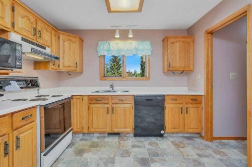 4610 56 Avenue, Rimbey, AB 