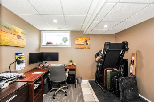 5005 58 Street, Daysland, AB 