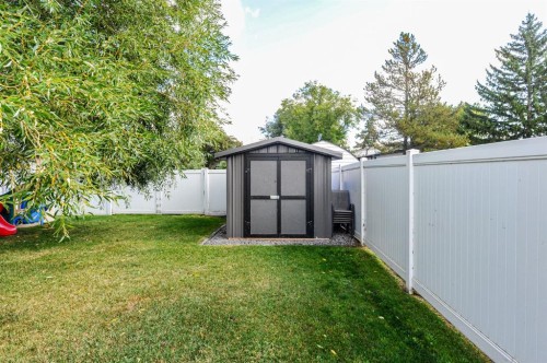 5005 58 Street, Daysland, AB 