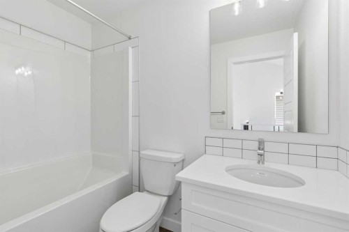 463 Buffaloberry Manor Se, Calgary, AB 