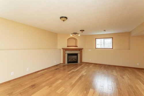 236 Kingston Drive, Red Deer, AB 