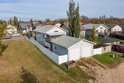 236 Kingston Drive, Red Deer, AB 
