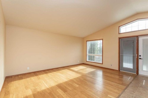 236 Kingston Drive, Red Deer, AB 