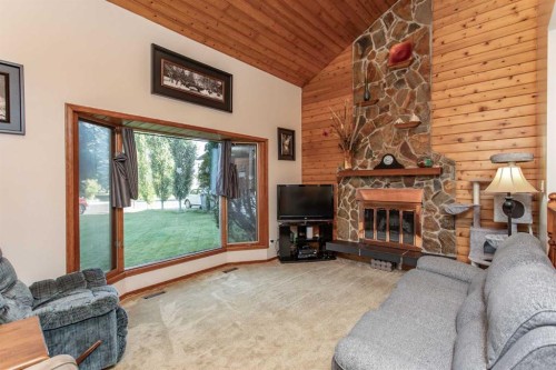 6107 55 Avenue, Ponoka, AB 