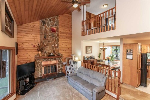 6107 55 Avenue, Ponoka, AB 