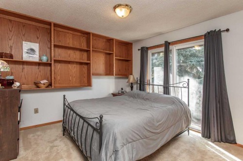 6107 55 Avenue, Ponoka, AB 