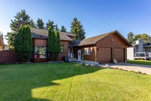 6107 55 Avenue, Ponoka, AB 