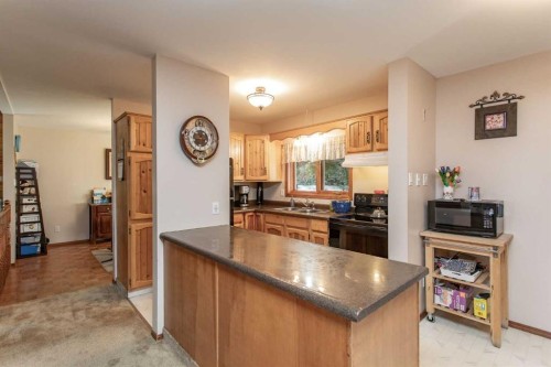 6107 55 Avenue, Ponoka, AB 