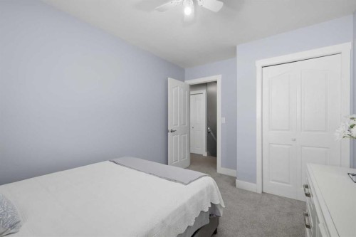 35 Heenan Crescent, Sylvan Lake, AB 