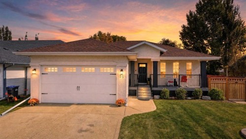 35 Heenan Crescent, Sylvan Lake, AB 