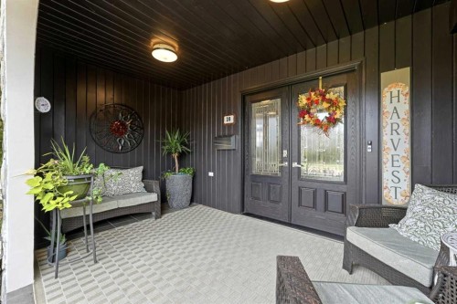 39 Warwick Drive, Red Deer, AB 