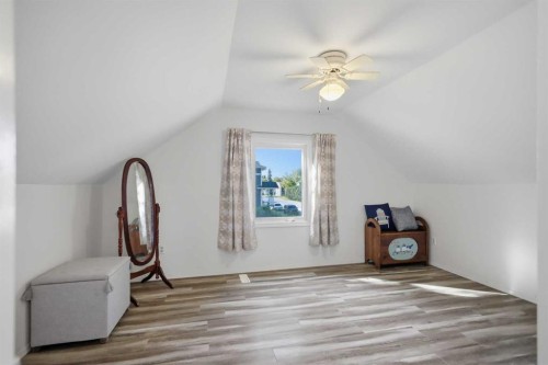5120 53 Avenue, Ponoka, AB 