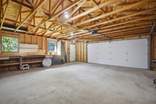 5120 53 Avenue, Ponoka, AB 