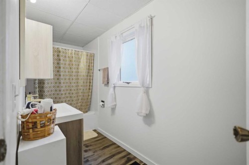 5120 53 Avenue, Ponoka, AB 