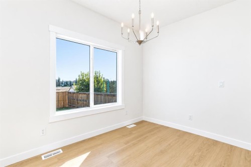 114 Norseman Close, Penhold, AB 