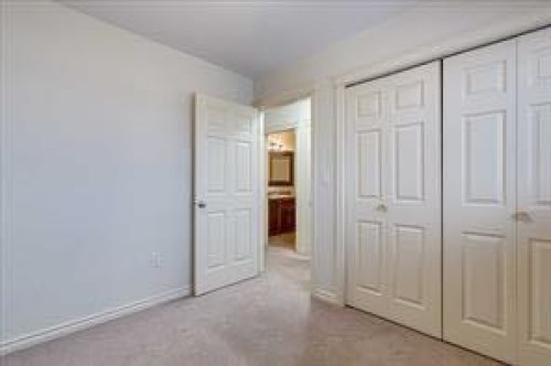 2-5511 54 Street, Ponoka, AB 