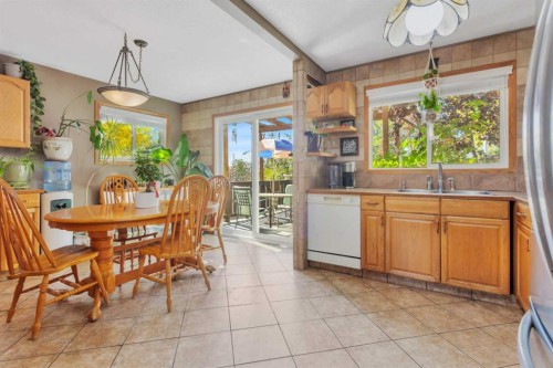 54 Lakeview Crescent, Sylvan Lake, AB 