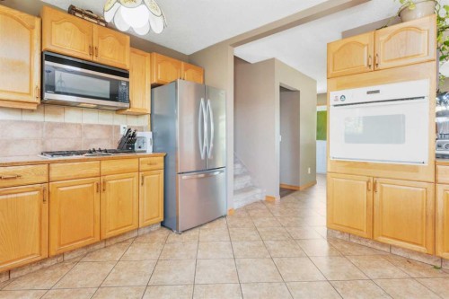 54 Lakeview Crescent, Sylvan Lake, AB 