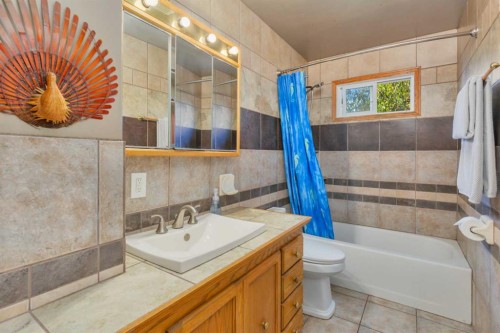 54 Lakeview Crescent, Sylvan Lake, AB 