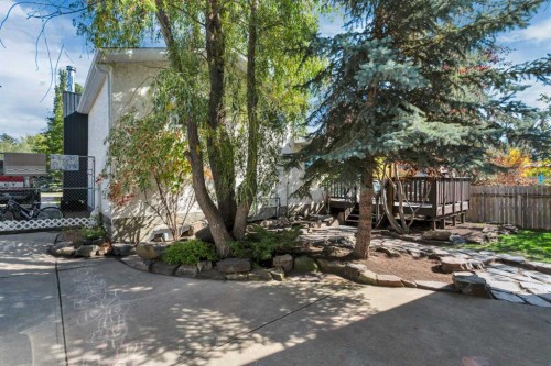 54 Lakeview Crescent, Sylvan Lake, AB 
