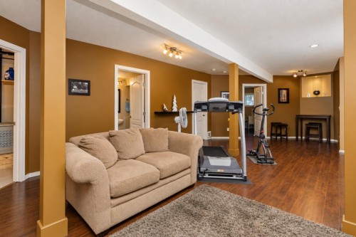 8 Daines Avenue, Red Deer, AB 