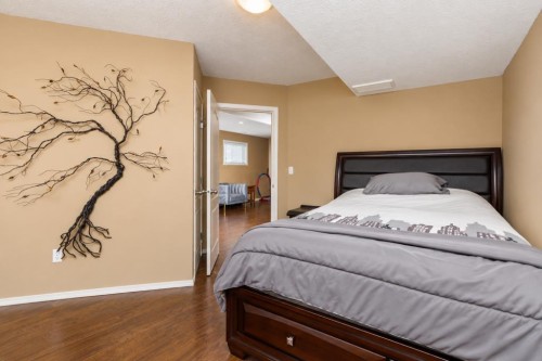 8 Daines Avenue, Red Deer, AB 