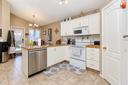 8 Daines Avenue, Red Deer, AB 