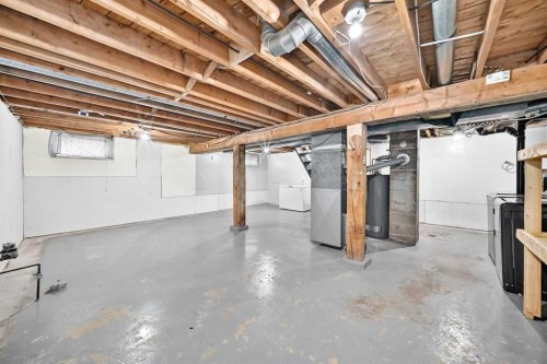 315 Spruce Street, Springbrook, AB 
