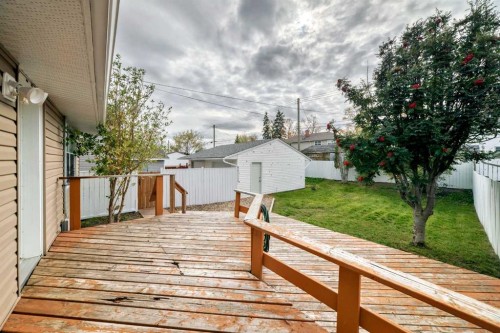 315 Spruce Street, Springbrook, AB 
