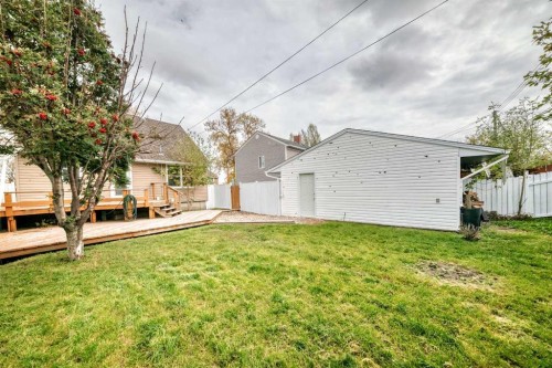 315 Spruce Street, Springbrook, AB 