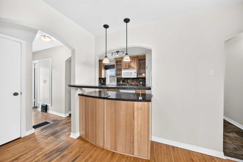 315 Spruce Street, Springbrook, AB 