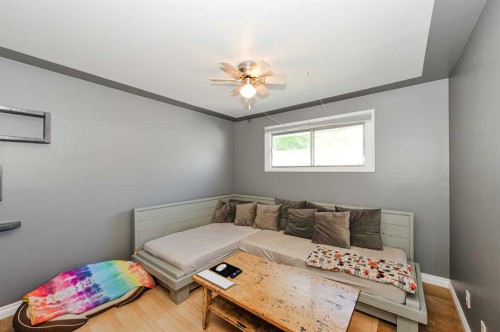5420 50 Avenue, Camrose, AB 