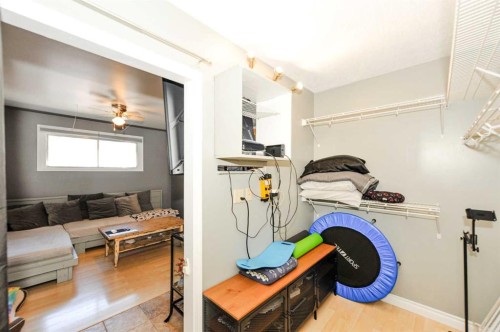 5420 50 Avenue, Camrose, AB 
