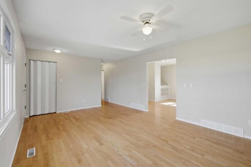 5709 56 Avenue, Lacombe, AB 
