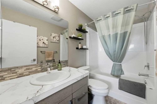 59 Village Crescent, Red Deer, AB 