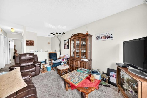 4209 54 Avenue, Innisfail, AB 