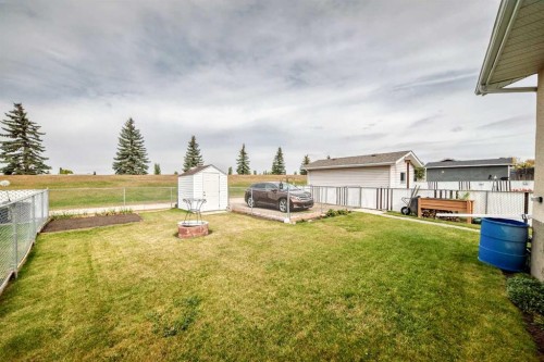 4209 54 Avenue, Innisfail, AB 