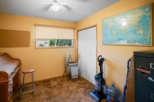 5323 55 Avenue, Viking, AB 