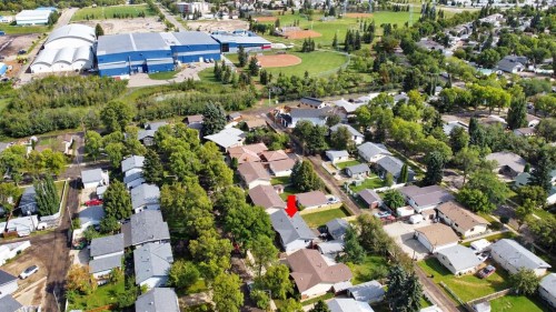 47 Montcalm Avenue, Camrose, AB 