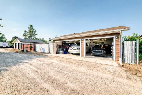 15 Nolan Street, Red Deer, AB 