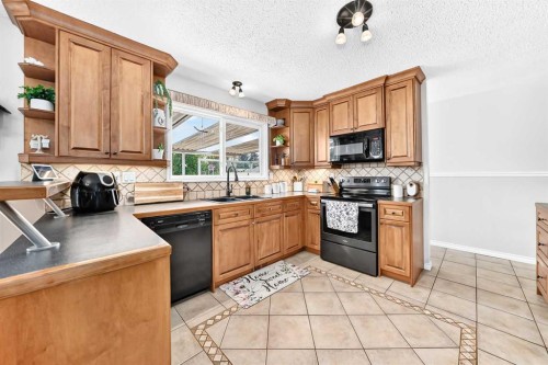 15 Nolan Street, Red Deer, AB 