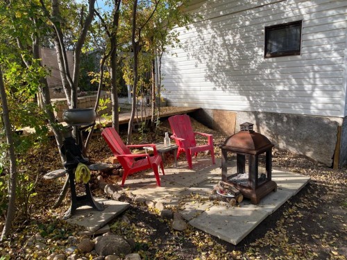 313 Minnewaukan Road, Tillicum Beach, AB 